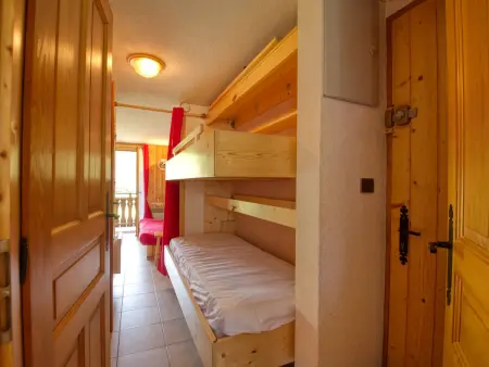 Appartement 4 pers. Morillon, terrasse sud et casier à skis : photo 5