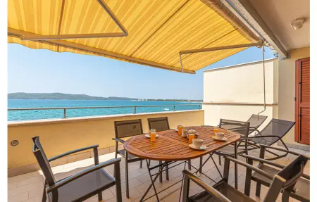 Location appartement à Brodarica