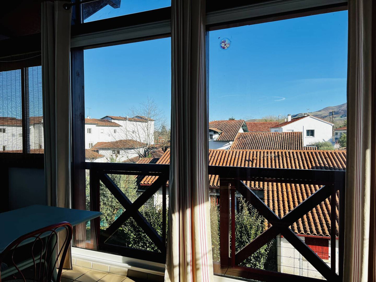 T2 Cambo-les-Bains avec terrasse couverte et parking - Photo 14