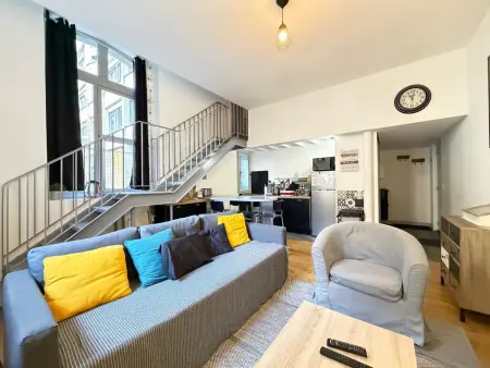 Duplex T2 hyper centre La Bourboule avec parking : photo 3