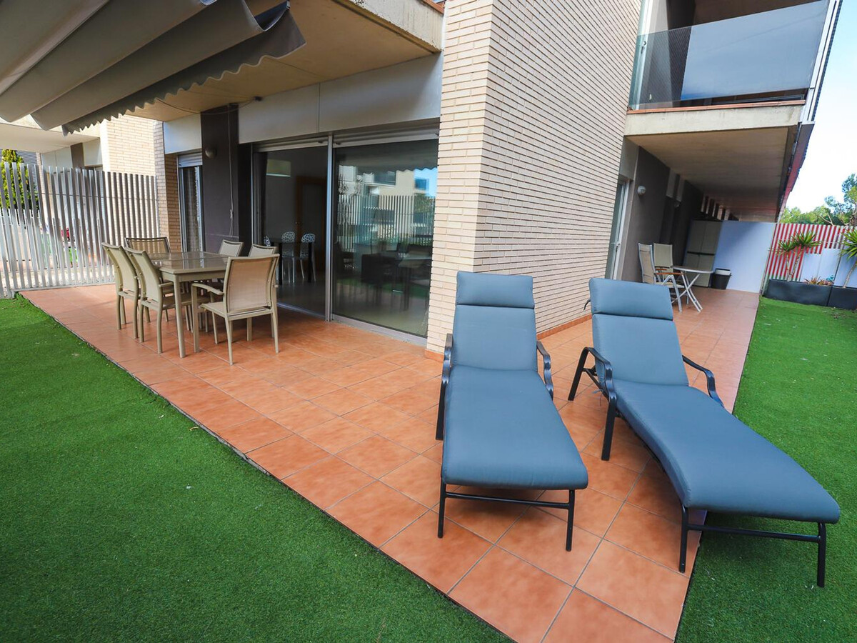 Appartement 2 chambres Salou, terrasse avec hamacs et piscine - Photo 1