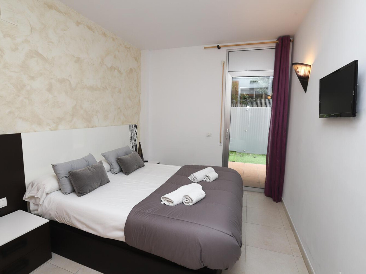 Appartement 2 chambres Salou, terrasse avec hamacs et piscine - Photo 11