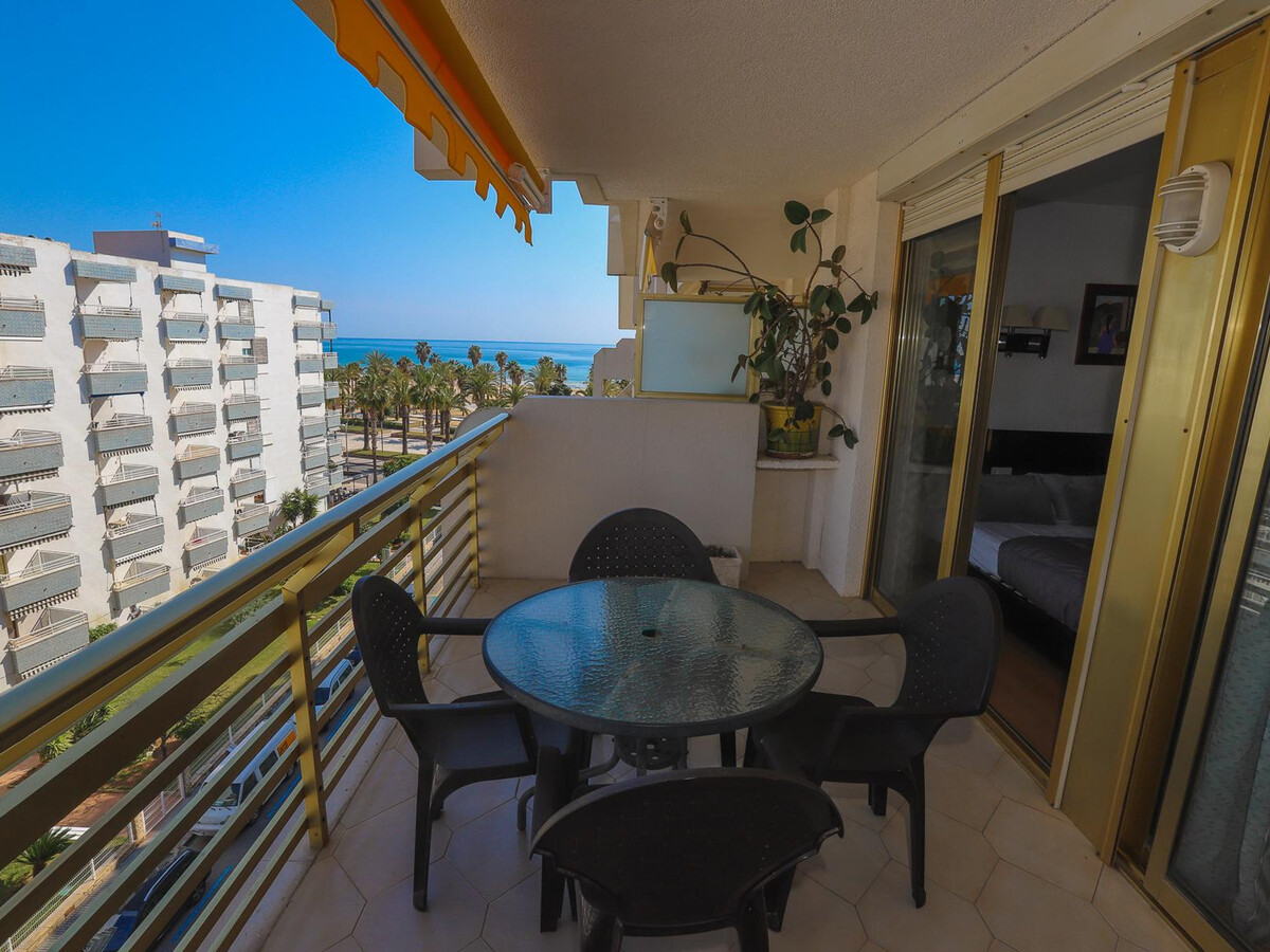 Appartement face à la plage avec terrasse à Salou - Photo 1