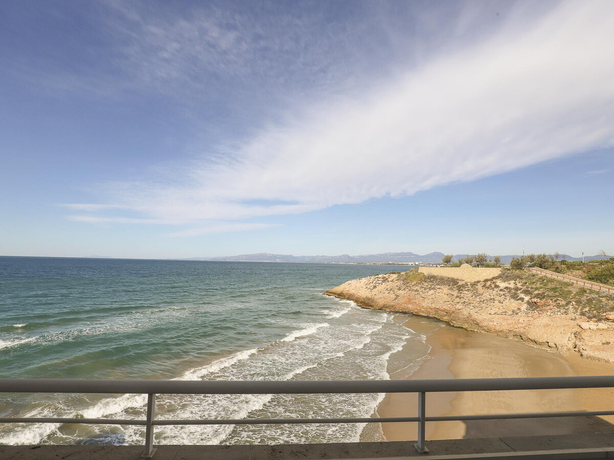 Appart front de mer, piscine et terrasse couverte à Salou - Photo 2