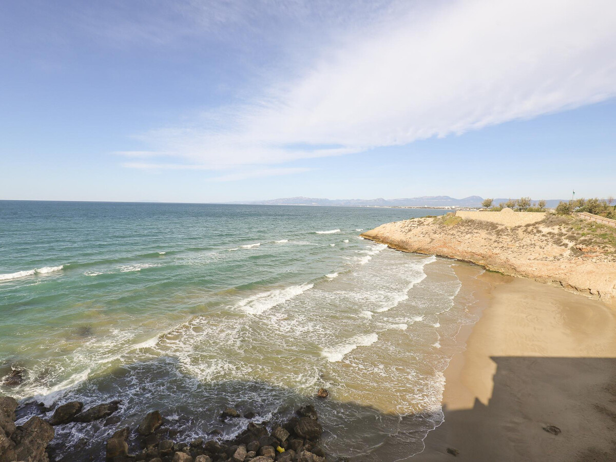 Appart front de mer, piscine et terrasse couverte à Salou - Photo 8