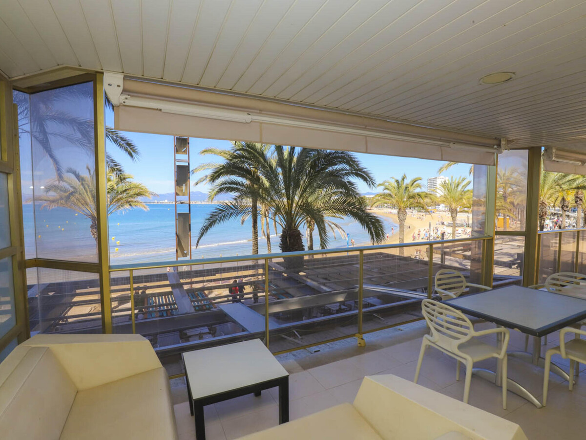 Appartement 2 chambres en bord de mer à Salou, terrasse vue mer - Photo 1