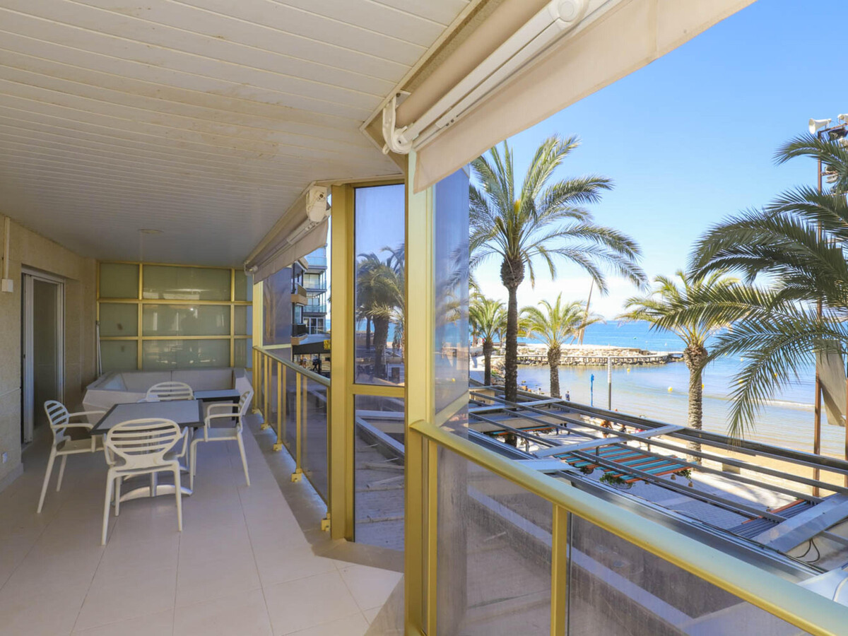 Appartement 2 chambres en bord de mer à Salou, terrasse vue mer - Photo 5