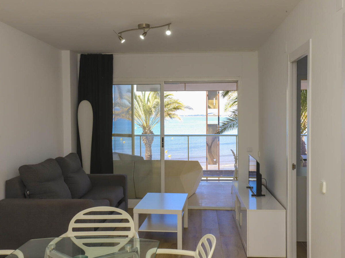Appartement 2 chambres en bord de mer à Salou, terrasse vue mer - Photo 7