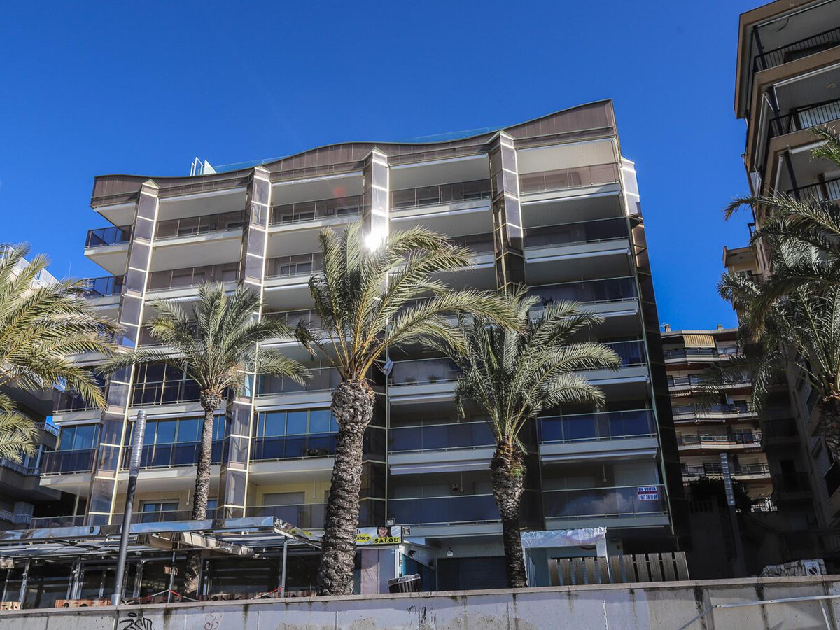 Appartement 2 chambres en bord de mer à Salou, terrasse vue mer - Photo 19