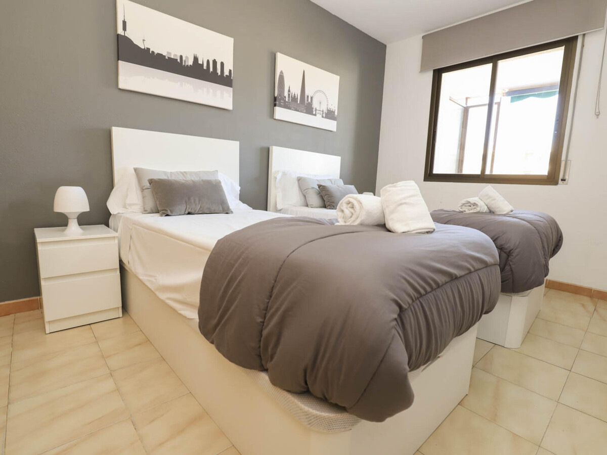 Appartement vue mer à Cambrils, terrasse méditerranéenne - Photo 11