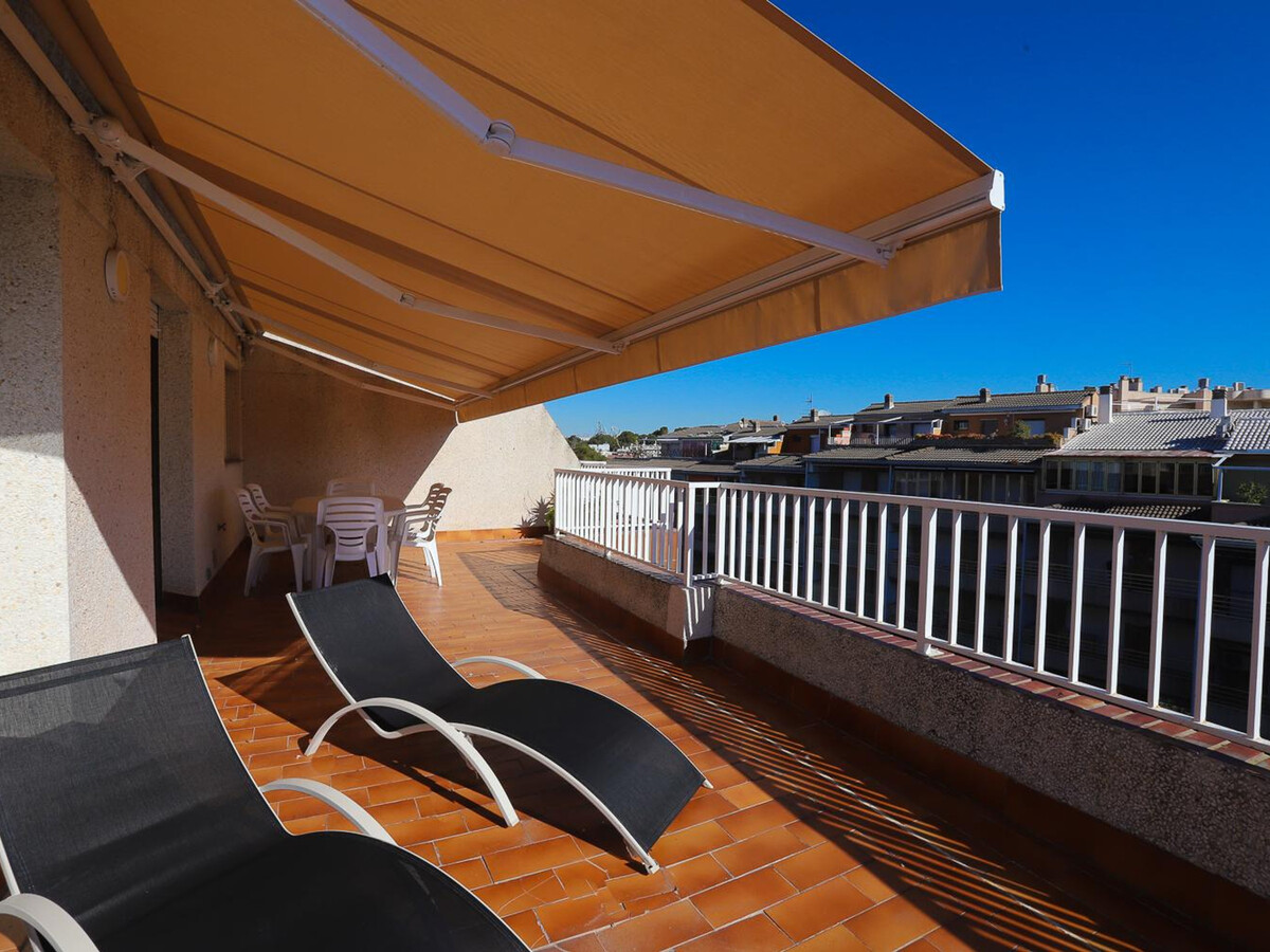 Penthouse 2 chambres à Salou, terrasse 100 m² - Photo 2