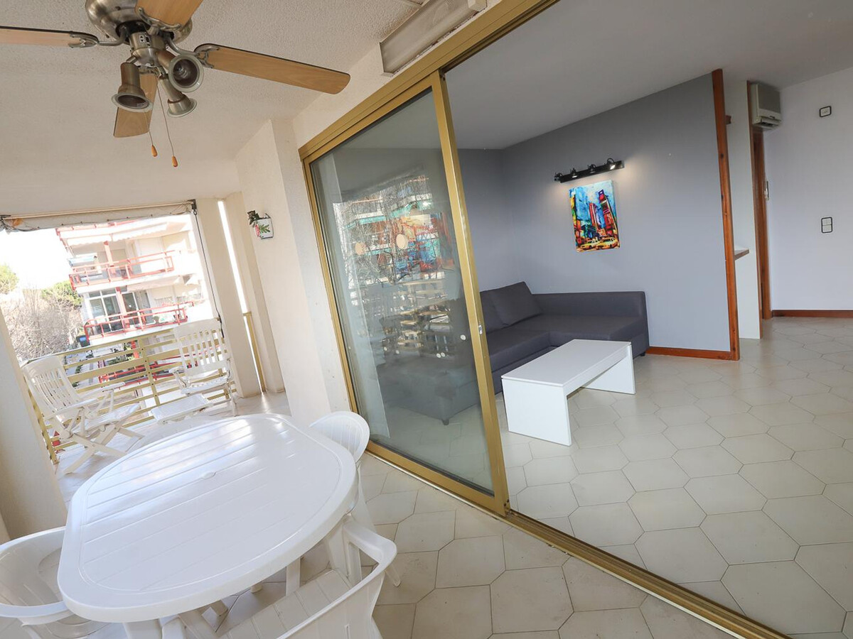 Appartement face à la plage avec grande terrasse à Salou - Photo 3