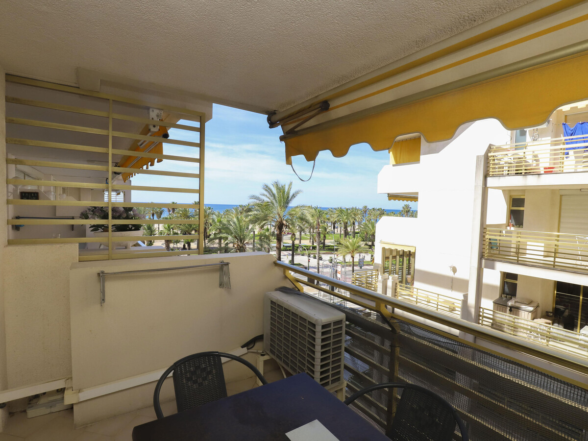 Appartement face à la mer avec grande terrasse à Salou - Photo 2