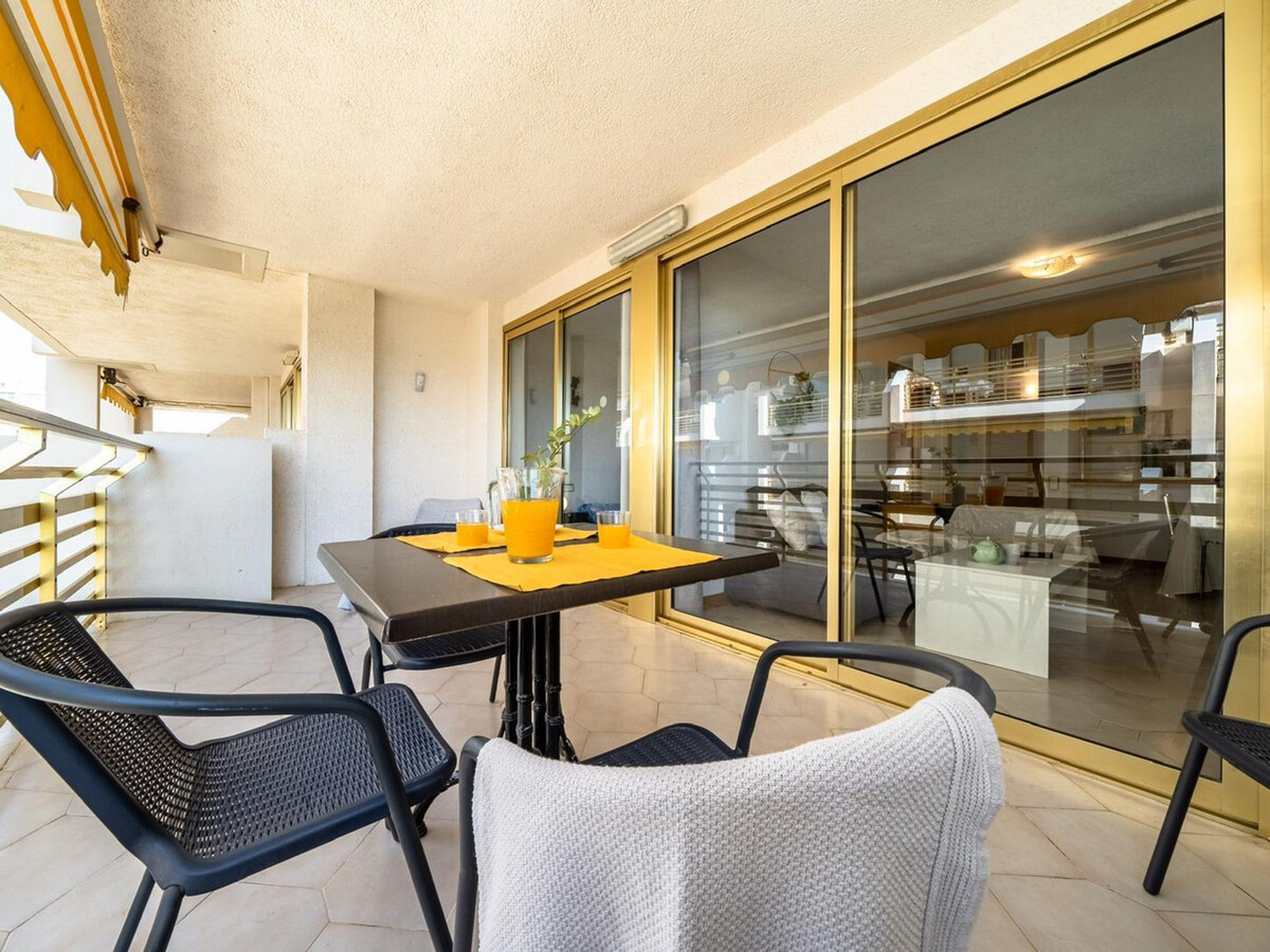 Appartement face à la mer avec grande terrasse à Salou - Photo 4