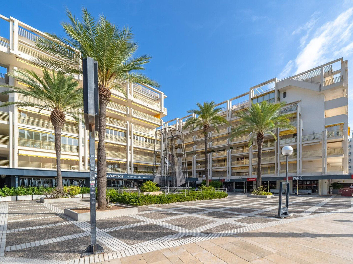 Appartement face à la mer avec grande terrasse à Salou - Photo 15