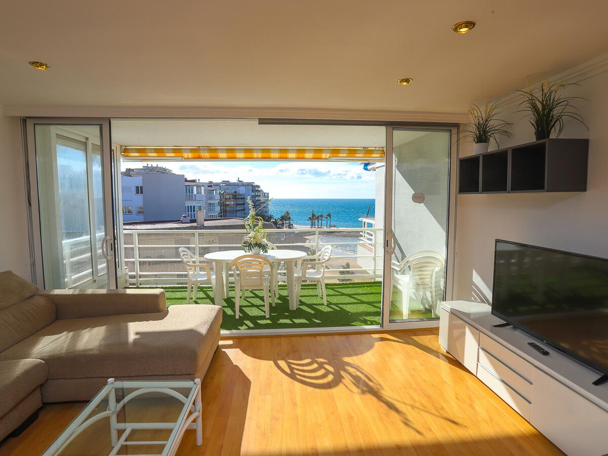 Duplex face à la plage à Salou, 3 chambres & terrasse - Photo 2