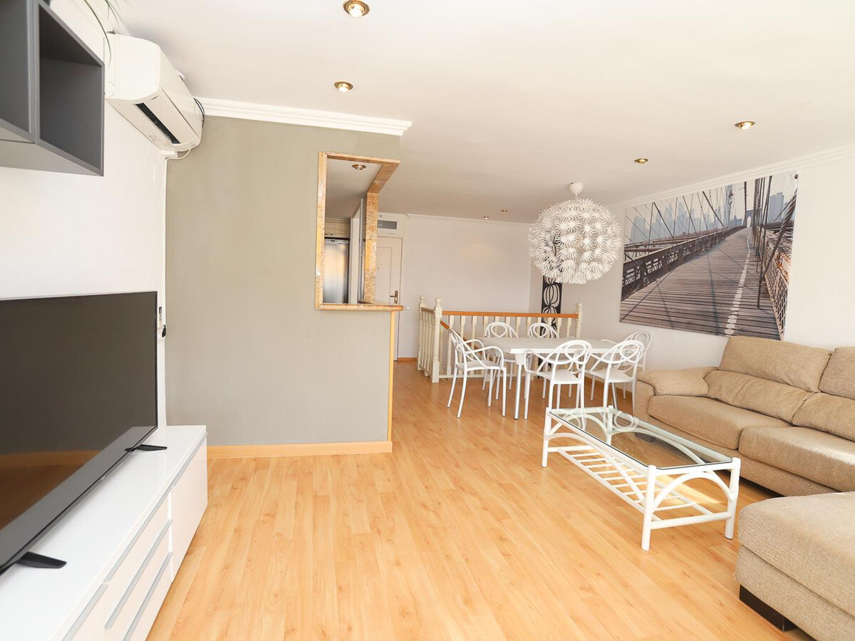 Duplex face à la plage à Salou, 3 chambres & terrasse - Photo 9