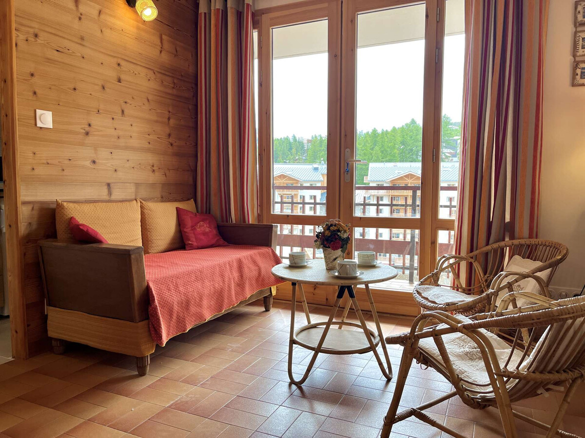 Studio 4 couchages à Vars, balcon sud, moins de 100m des pistes - Photo 2