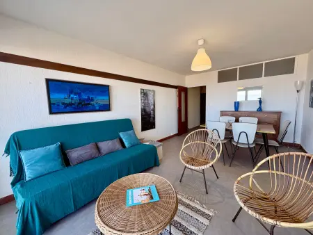 Appartement 1 chambre avec balcon face mer, 50m plage : photo 4