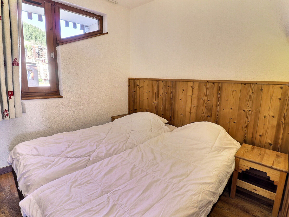 2 pièces cabine 6 pers, skis aux pieds à La Tania - Photo 4