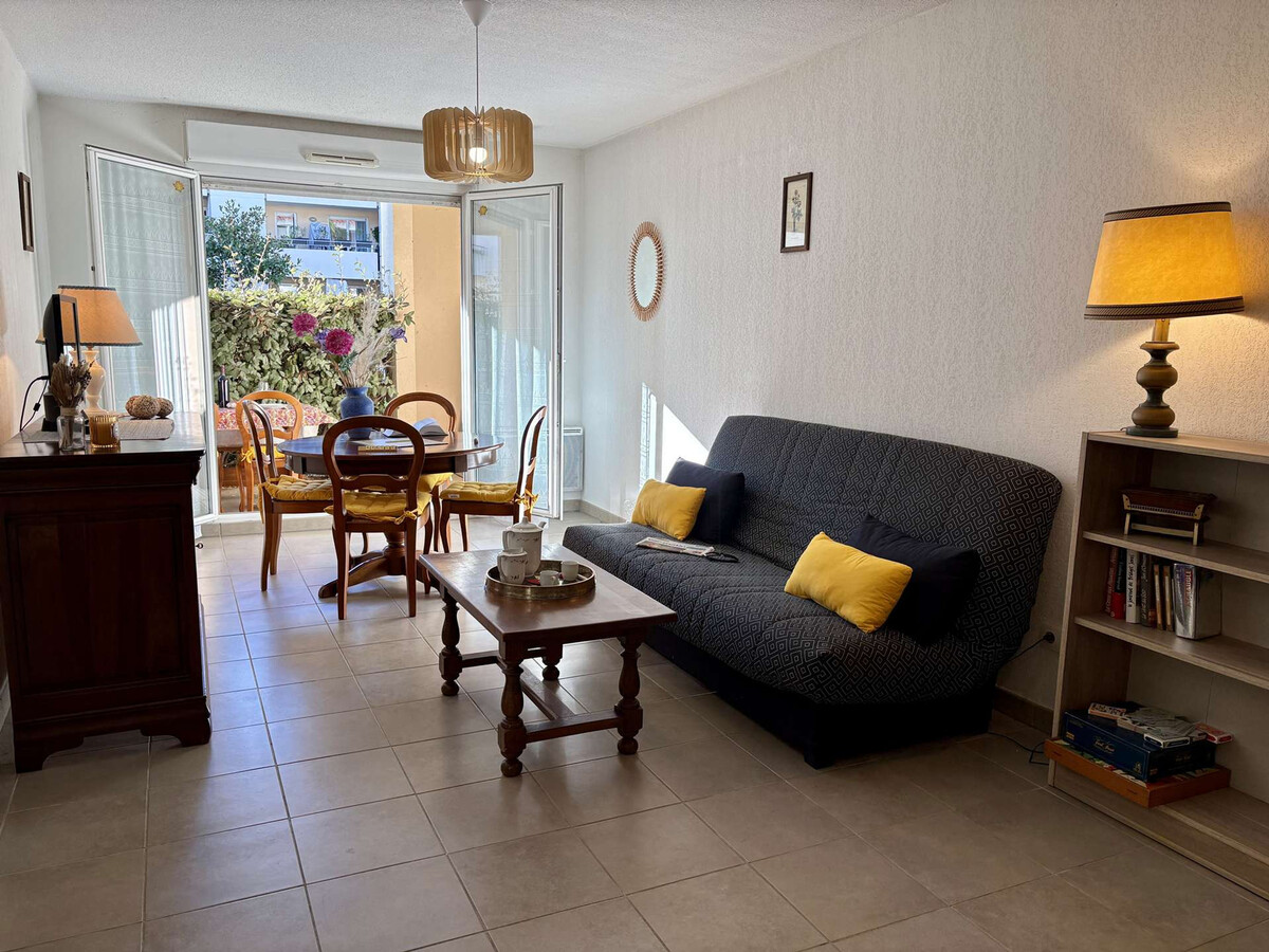 Appartement 43m² terrasse, piscine et parking à Roquebrune-sur-Argens - Photo 3