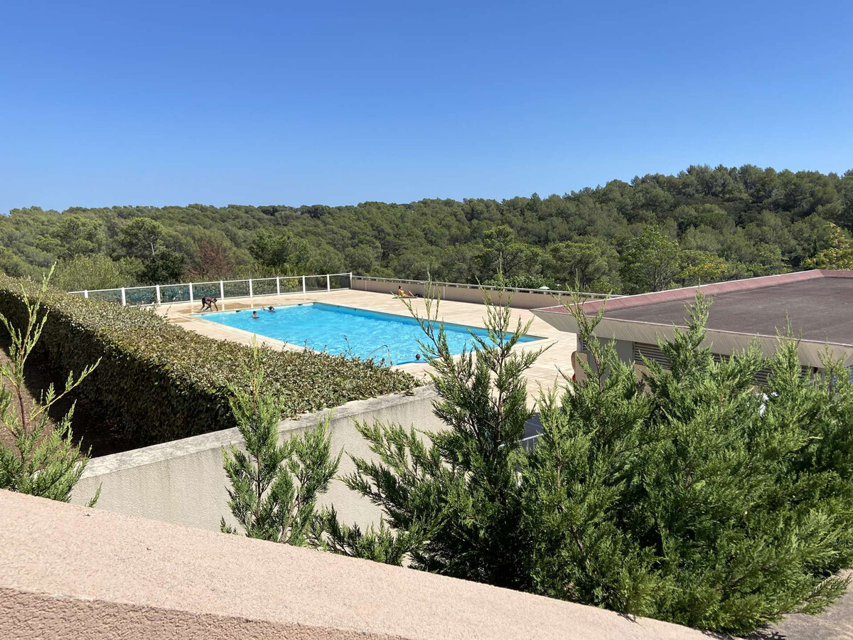 Appartement 43m² terrasse, piscine et parking à Roquebrune-sur-Argens - Photo 15