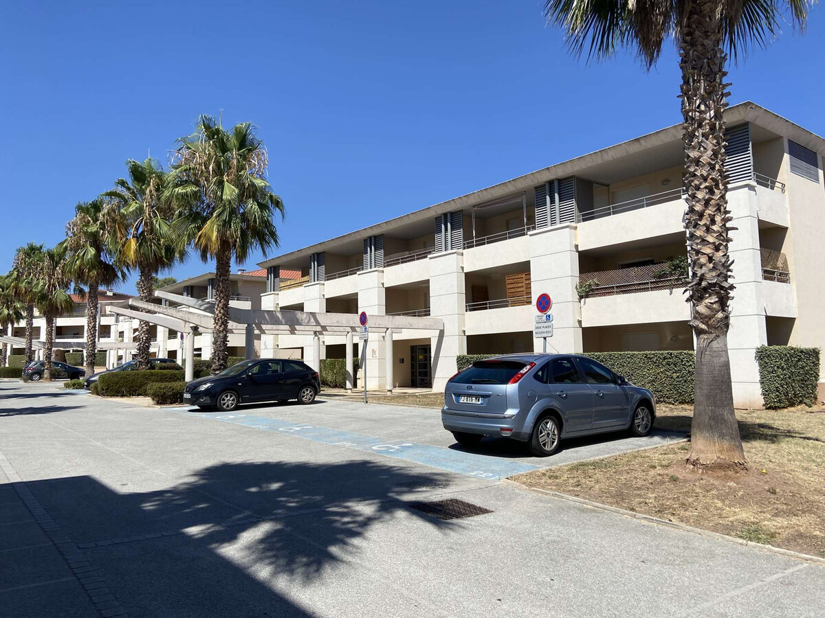 Appartement 43m² terrasse, piscine et parking à Roquebrune-sur-Argens - Photo 17