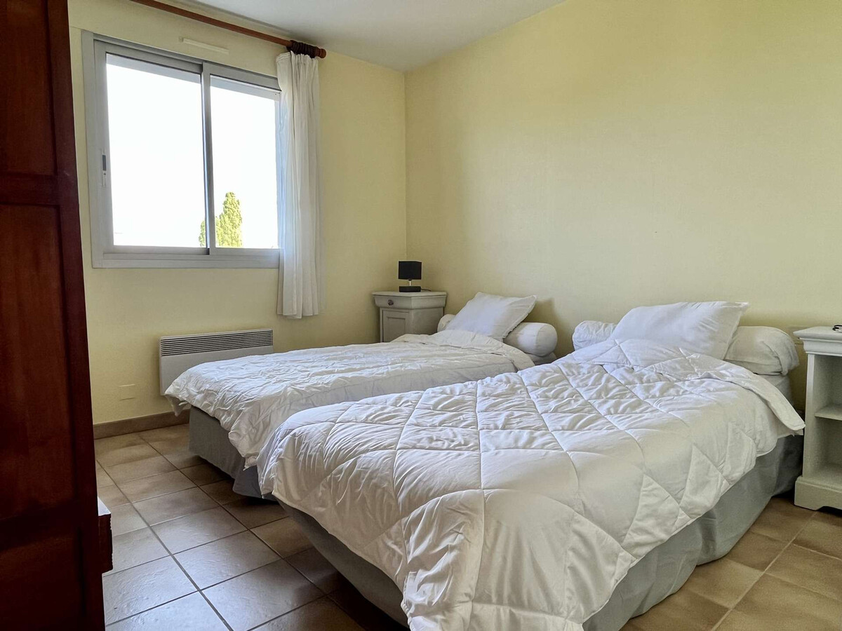 Appart 2 pièces mezzanine, parking privé à Argelès - Photo 11