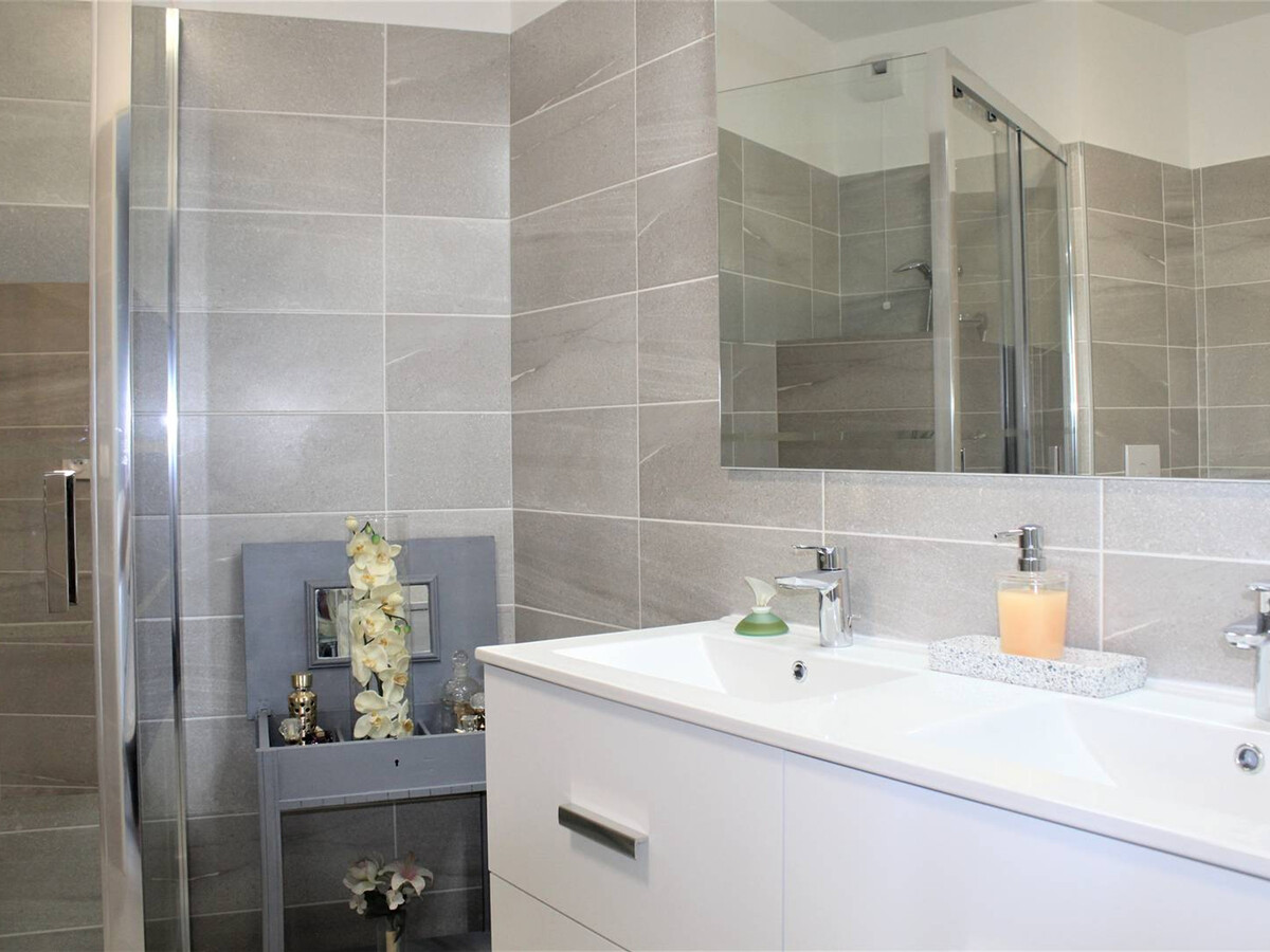 Appartement 90 m² neuf, terrasse vue mer, Cagnes-sur-Mer - Photo 9
