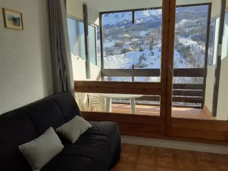 Location appartement à Enchastrayes, Charmant studio 4 pers au Sauze avec balcon et parking