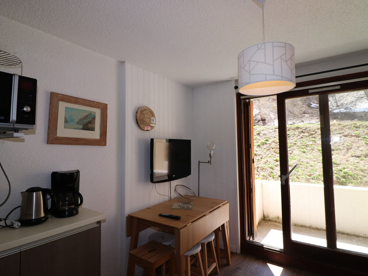 Studio rénové 24m² avec balcon, accès direct pistes - Photo 7