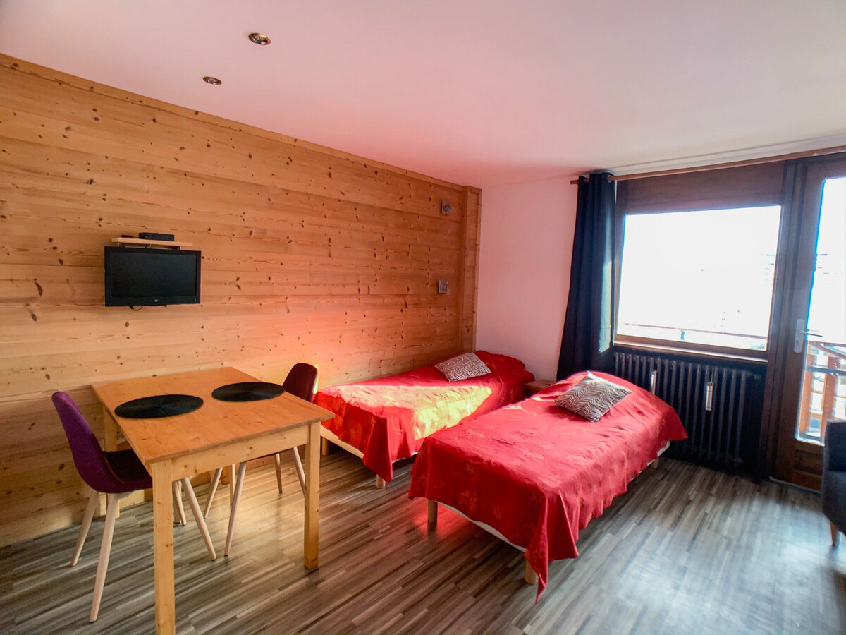 Studio 24m² rénové Tignes, balcon vue montagne - Photo 1