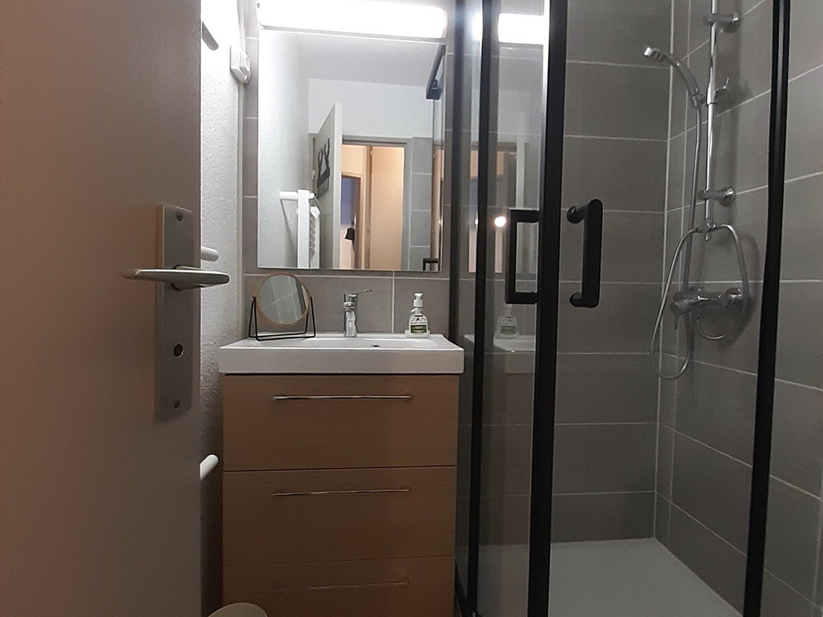 Appartement Chamonix 2 pièces, casier à ski inclus - Photo 6
