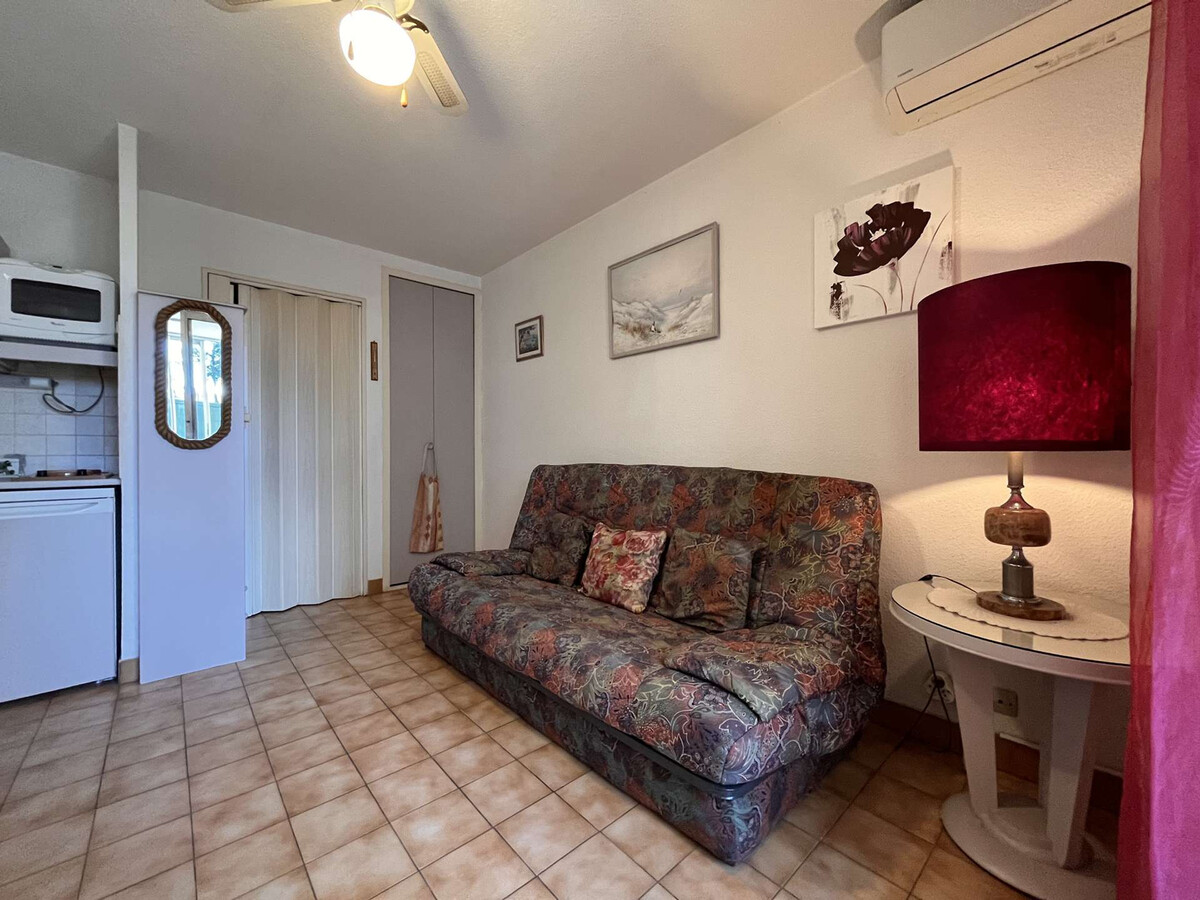 Studio climatisé rez-de-jardin à Cavalaire, garage privé - Photo 2