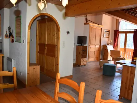 Appartement 8 pers avec 2 terrasses - 2 min télécabine : photo 2