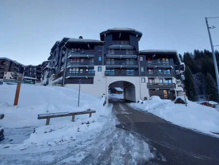 T3 Le Grand Horizon, balcon, skis aux pieds : photo 16