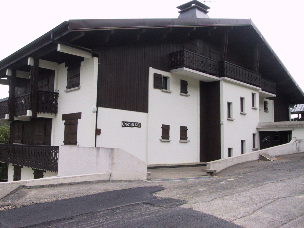 Duplex 6-8 pers aux Gets, vue sud sur la station - Photo 12