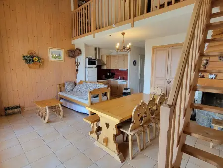 Location appartement à Saint Michel de Chaillol, Duplex 8pers avec Balcon Sud, Cheminée, WIFI Gratuit - Animaux admis - Parking & Ménage en option