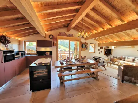 Location appartement à Les Gets, Appartement chaleureux avec WIFI et parking, proche pistes, 6 pers.