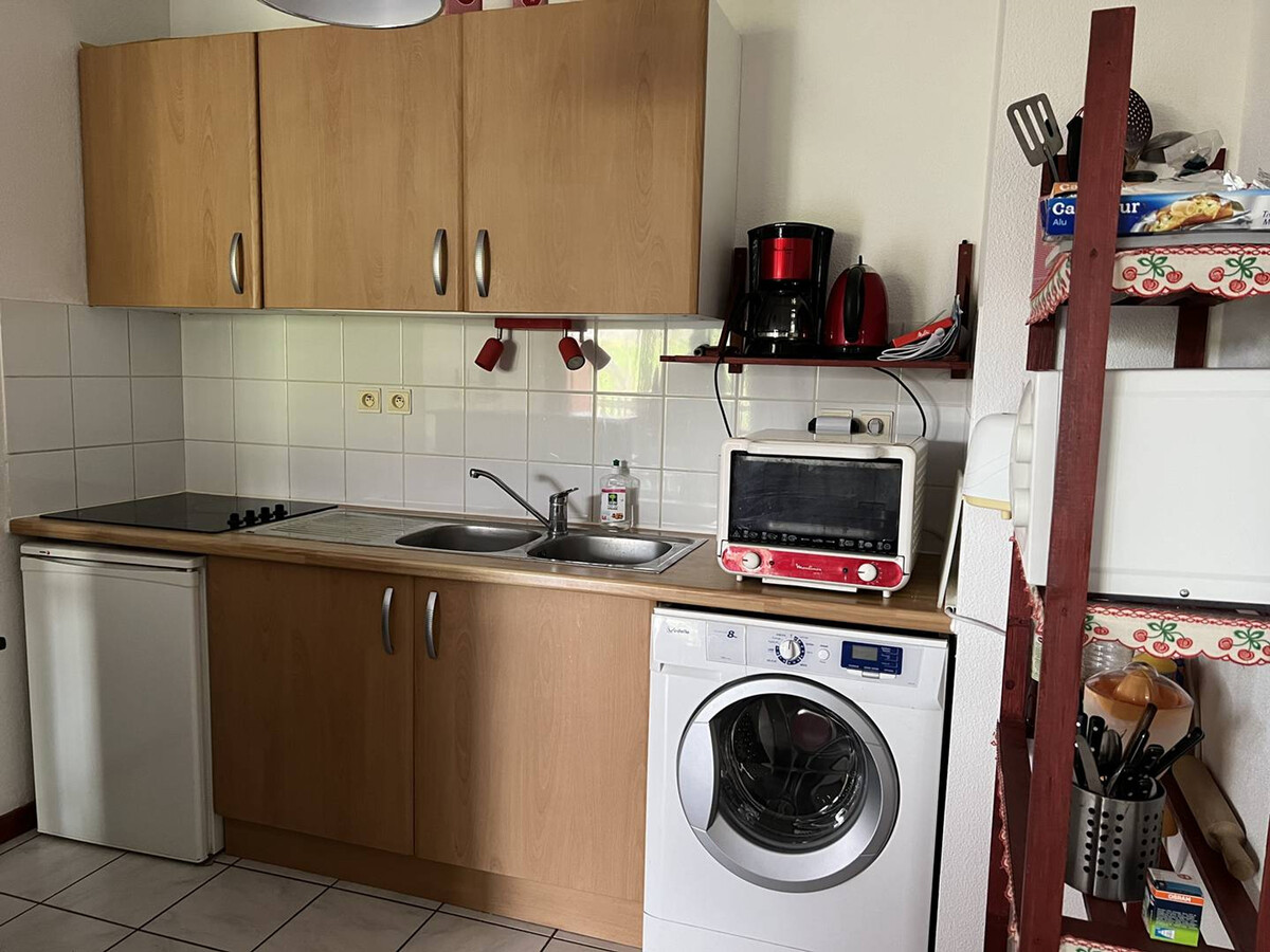 T2 rez-de-chaussée avec terrasse et parking à Cambo-les-Bains - Photo 6