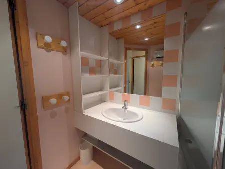Studio 26m² divisible, balcon Sud aux pieds des pistes : photo 8