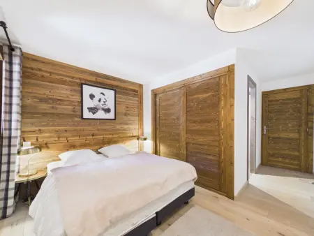 Appartement 4 chambres aux Gets, 108 m², balcon sud-est : photo 7