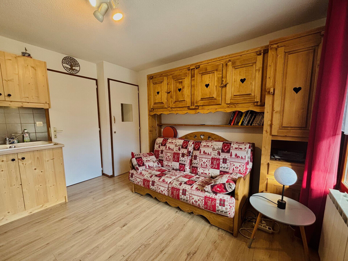Studio Le Carlina, centre Samoëns, balcon sud et parking - Photo 2