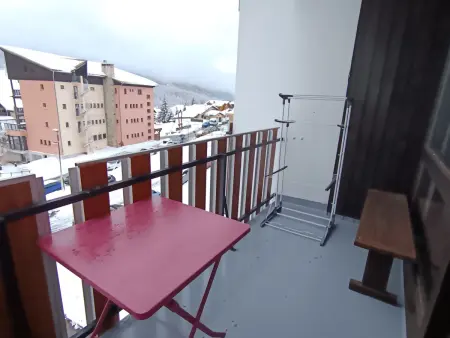 Appartement 31 m² plein sud avec balcon et vue pistes à Montgenèvre : photo 4