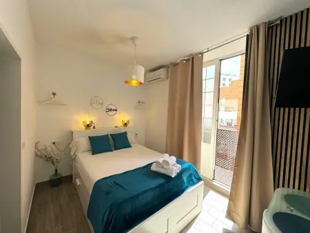 Charmant loft historique avec terrasse andalouse, au cœur de Malaga - Photo 3