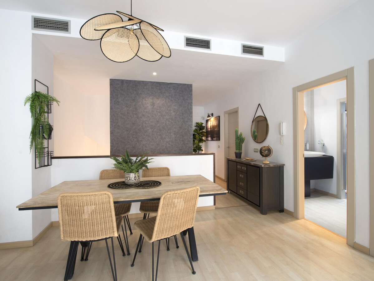 Penthouse Plaza Mitjana, terrasse privée & barbecue - Photo 11