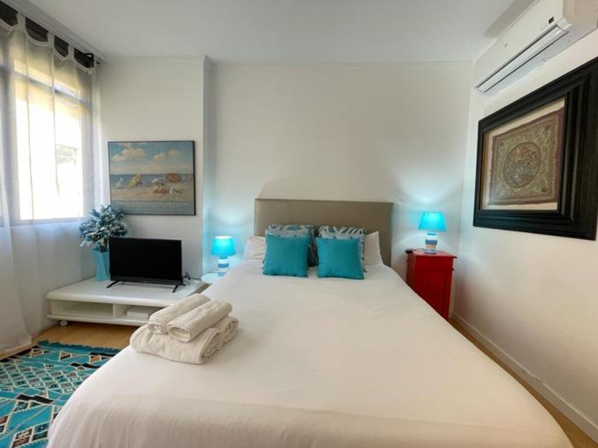 Appartement moderne avec patio, centre historique Málaga - Photo 3