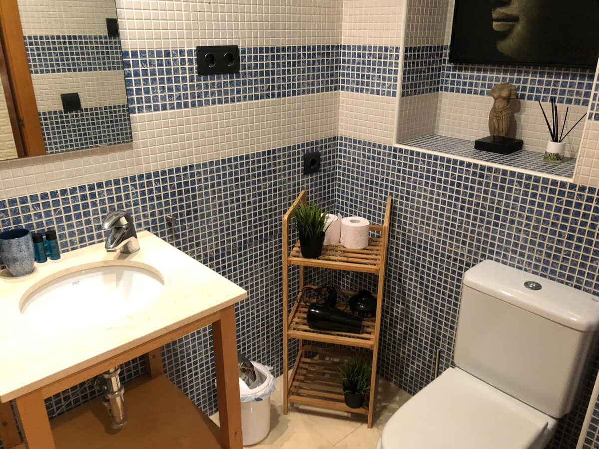 Appartement moderne avec patio, centre historique Málaga - Photo 18