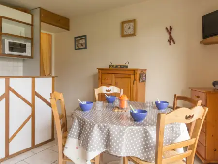 Studio 24m² aux pieds des pistes, balcon vue pistes : photo 2