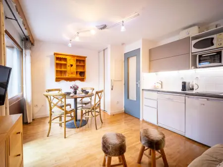 Studio cabine pour 4 pers. à Saint Lary Soulan avec parking - Photo 2